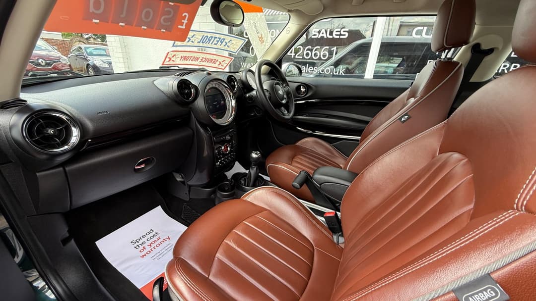 Car Image 15