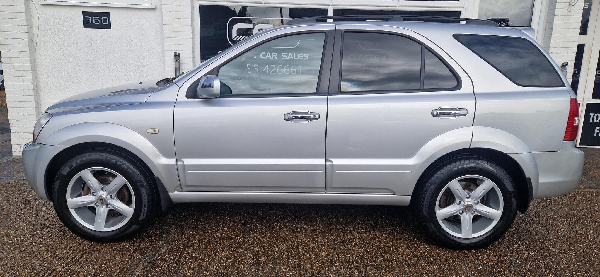 2009 Kia Sorento - Image 4