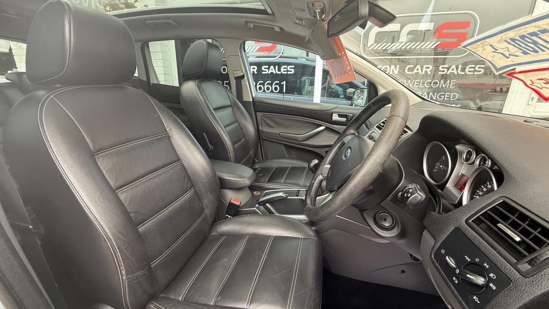 Car Image 10