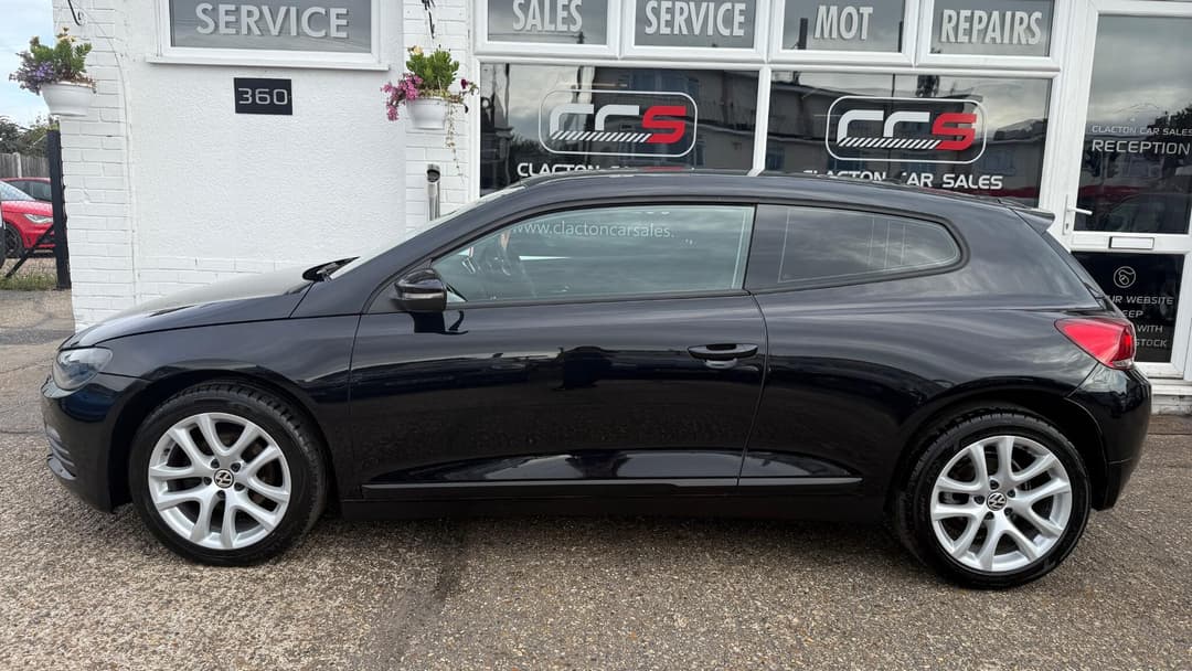 Car Image 4