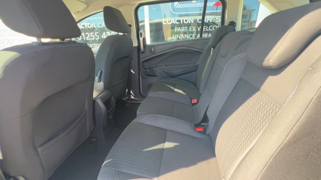 Car Image 19
