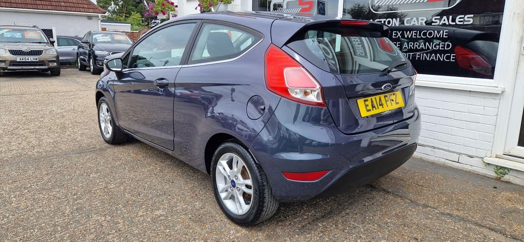 Car Image 5