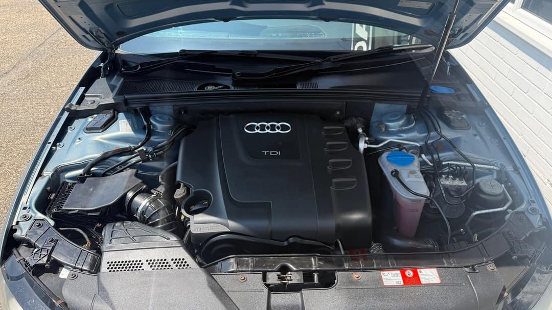 Car Image 13