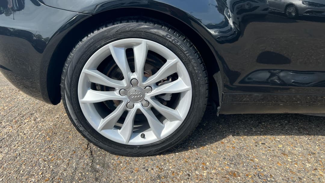 Car Image 28