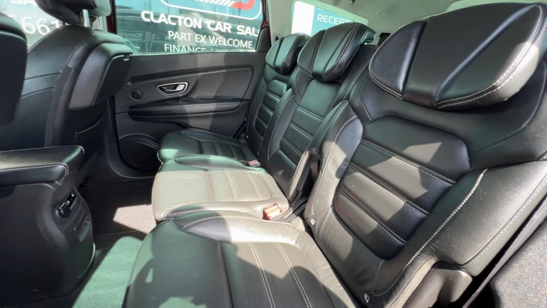 Car Image 18
