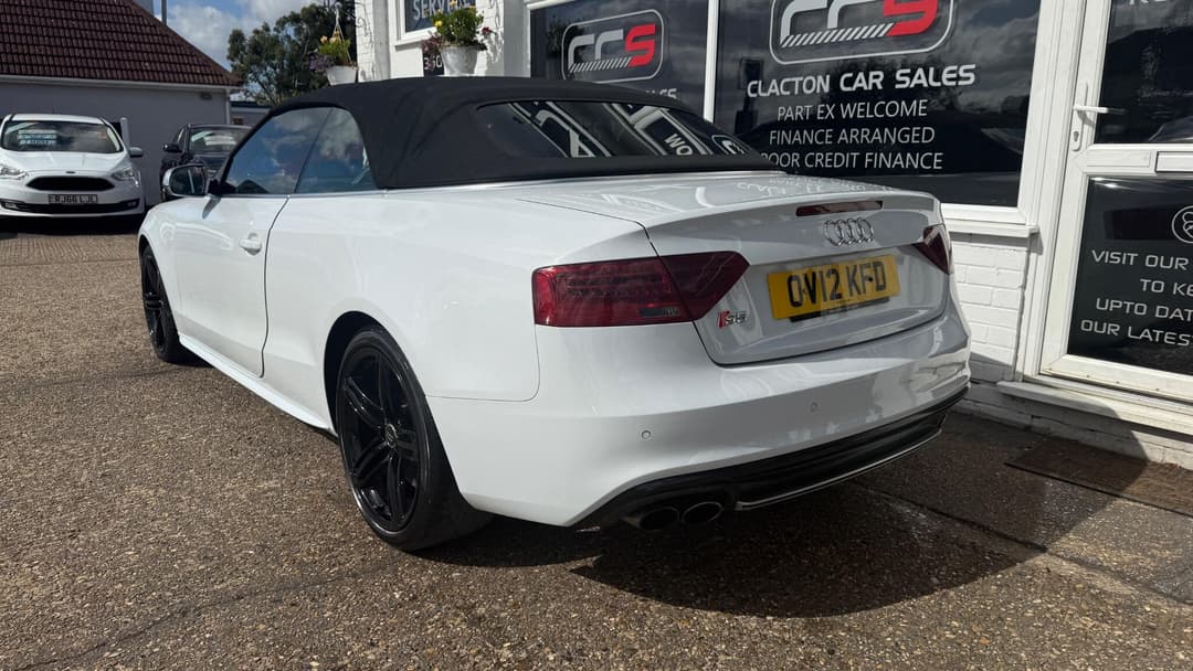 Car Image 5