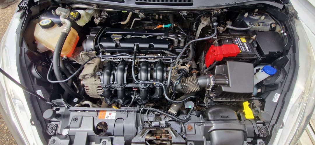 Car Image 13
