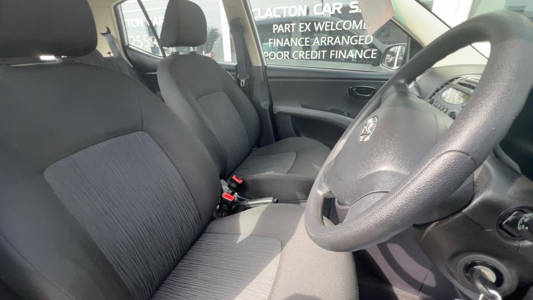 Car Image 10