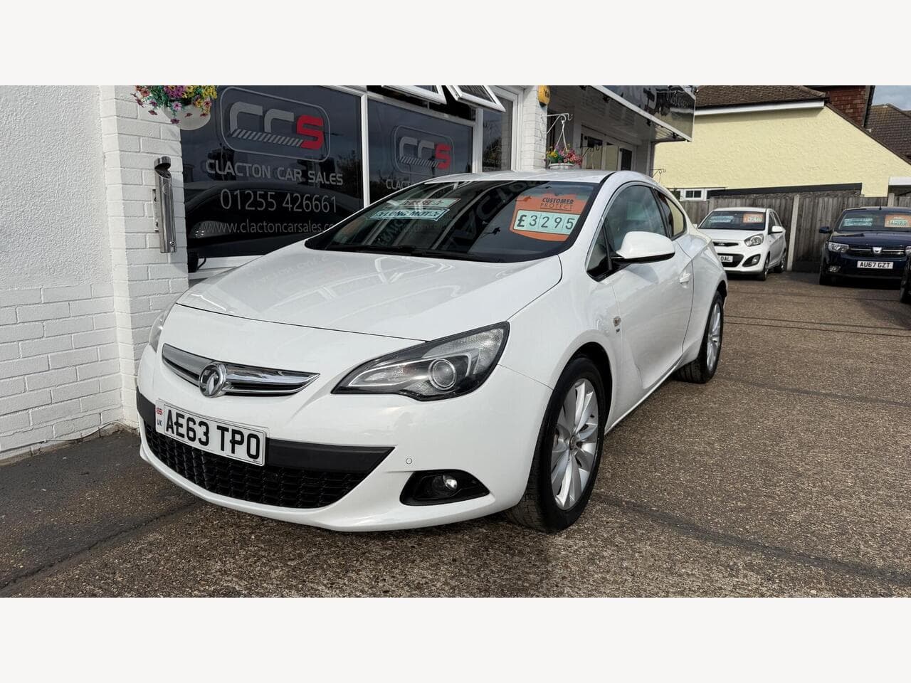 Vauxhall Astra GTC thumbnail 3