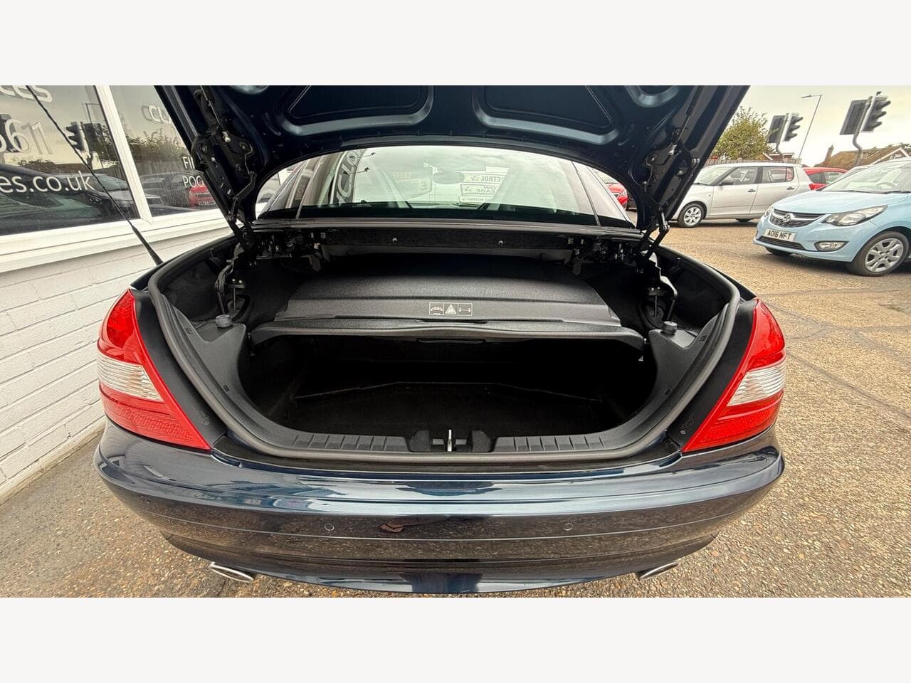 Mercedes-Benz SLK thumbnail 14