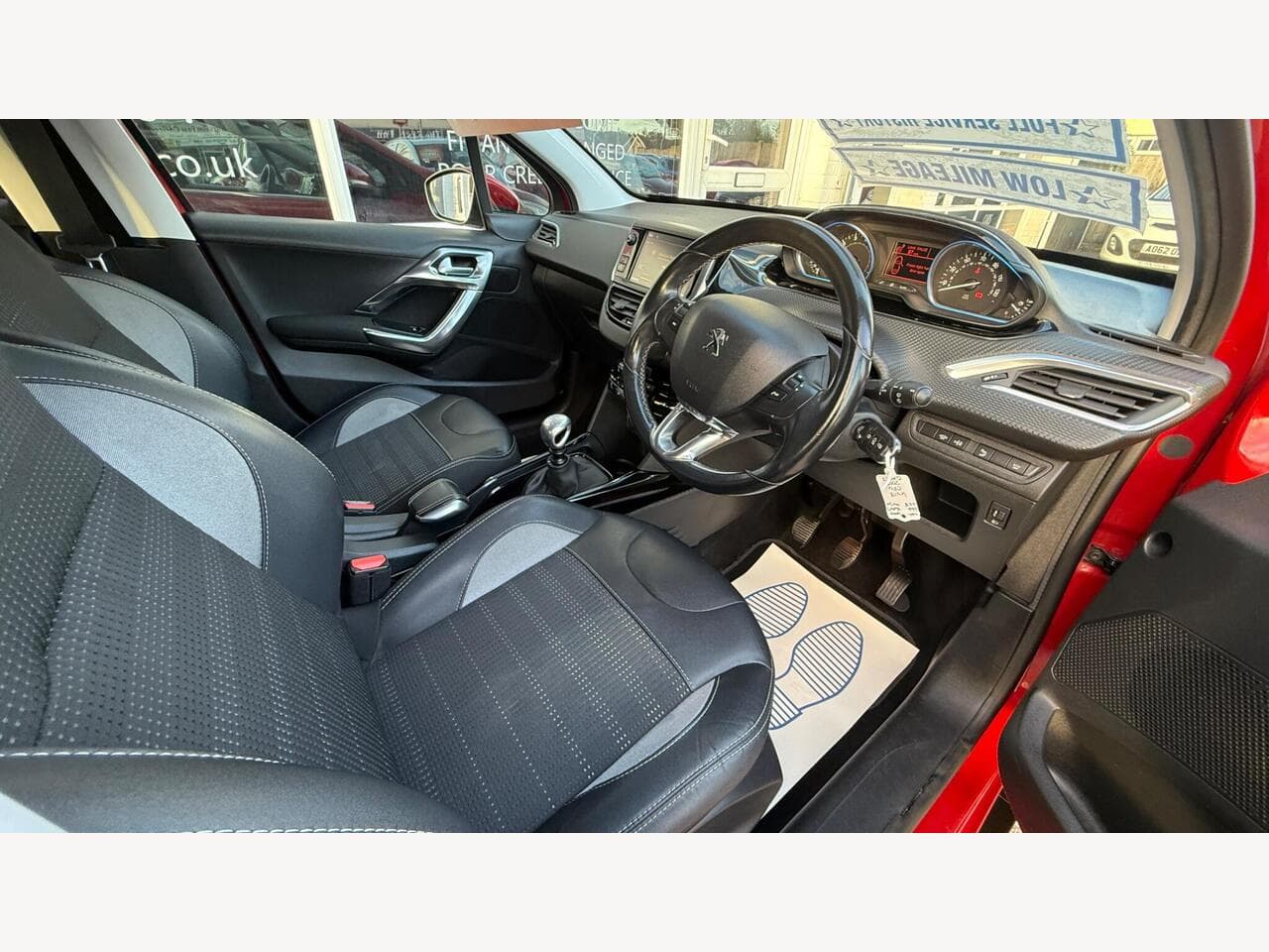 Peugeot 2008 thumbnail 9