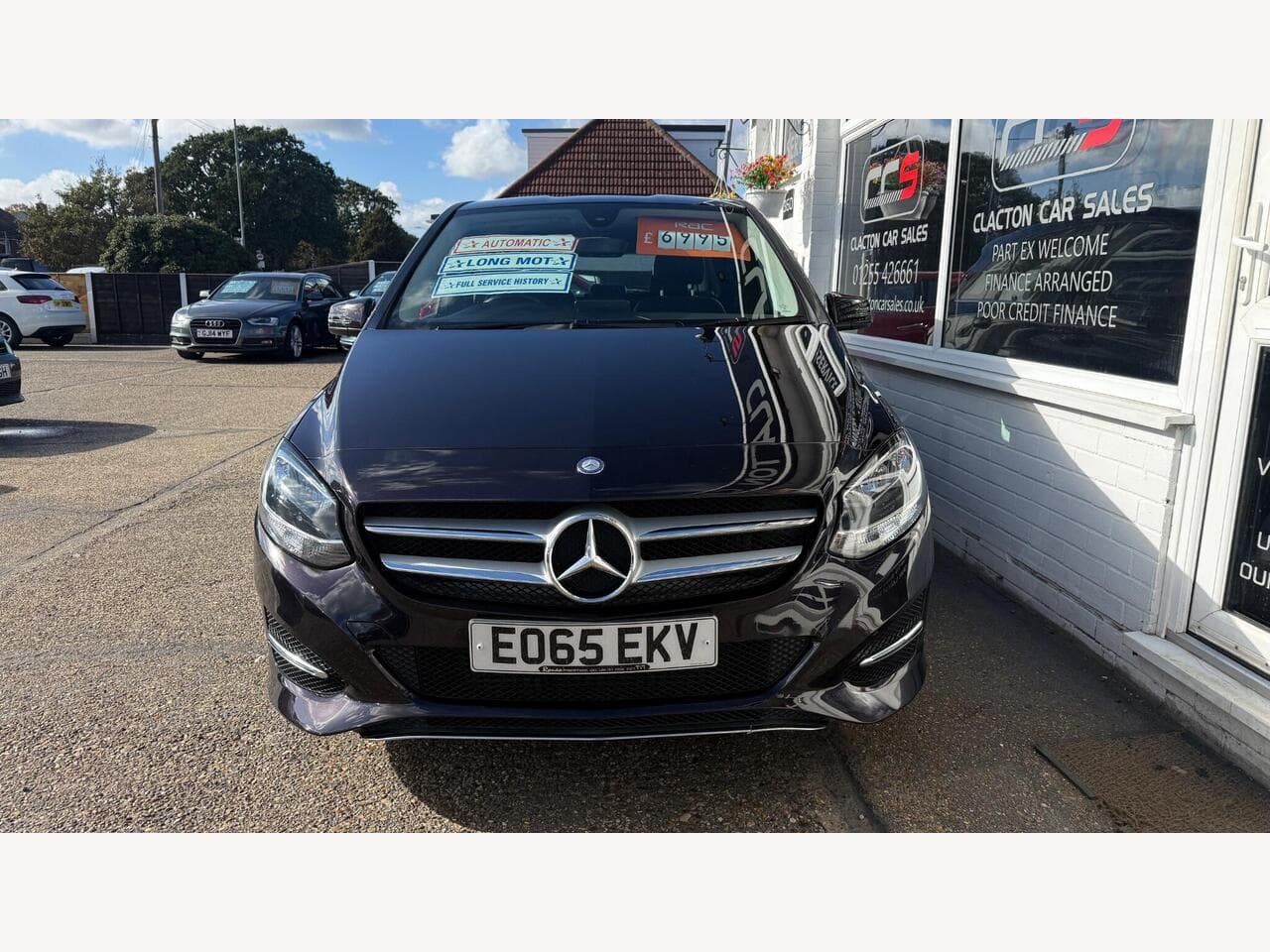 Mercedes-Benz B Class thumbnail 2