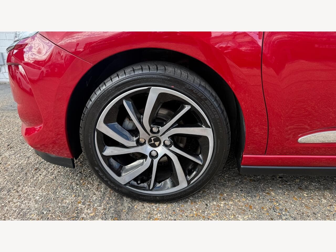 DS AUTOMOBILES DS 3 thumbnail 18