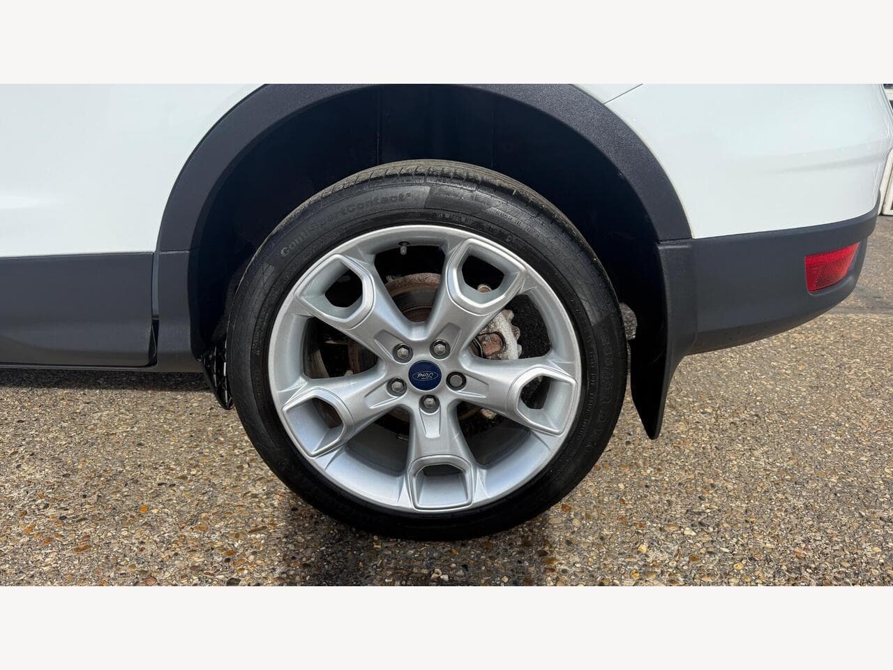 Ford Kuga thumbnail 19