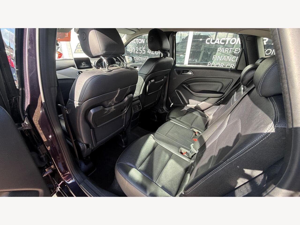 Mercedes-Benz B Class thumbnail 17