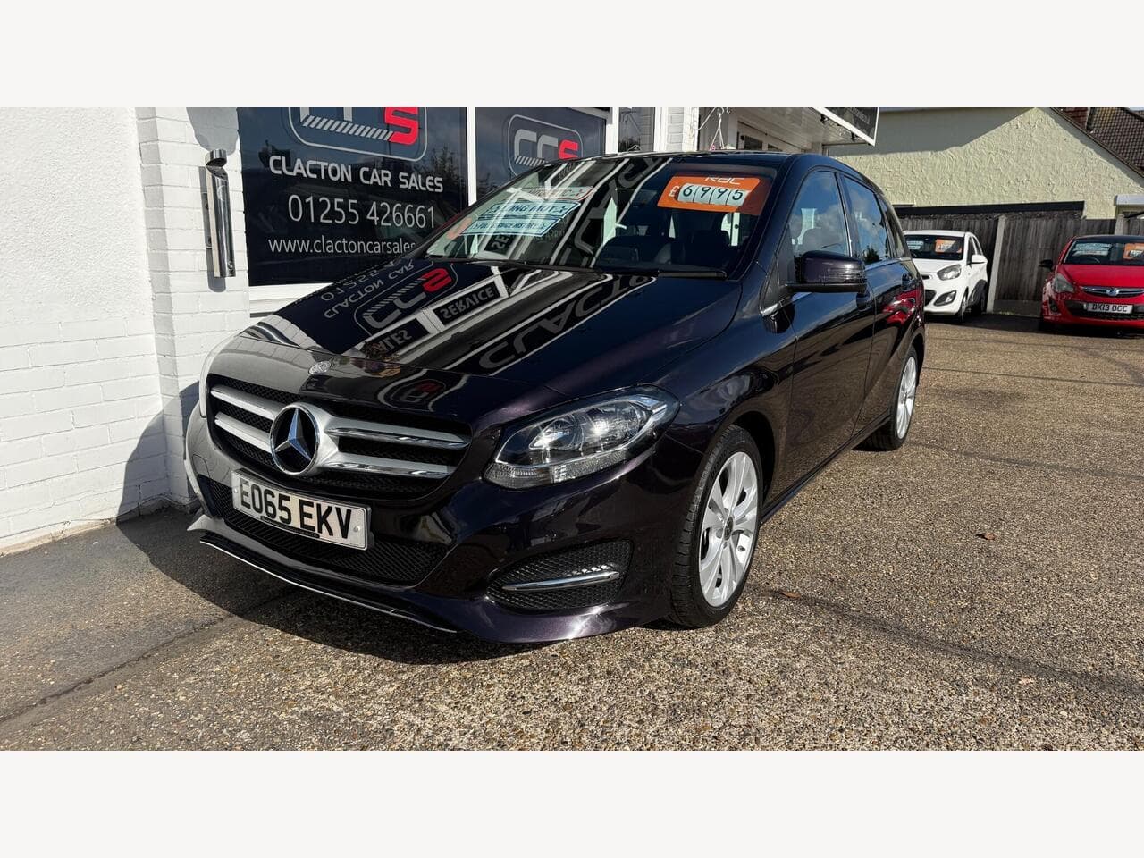 Mercedes-Benz B Class thumbnail 3