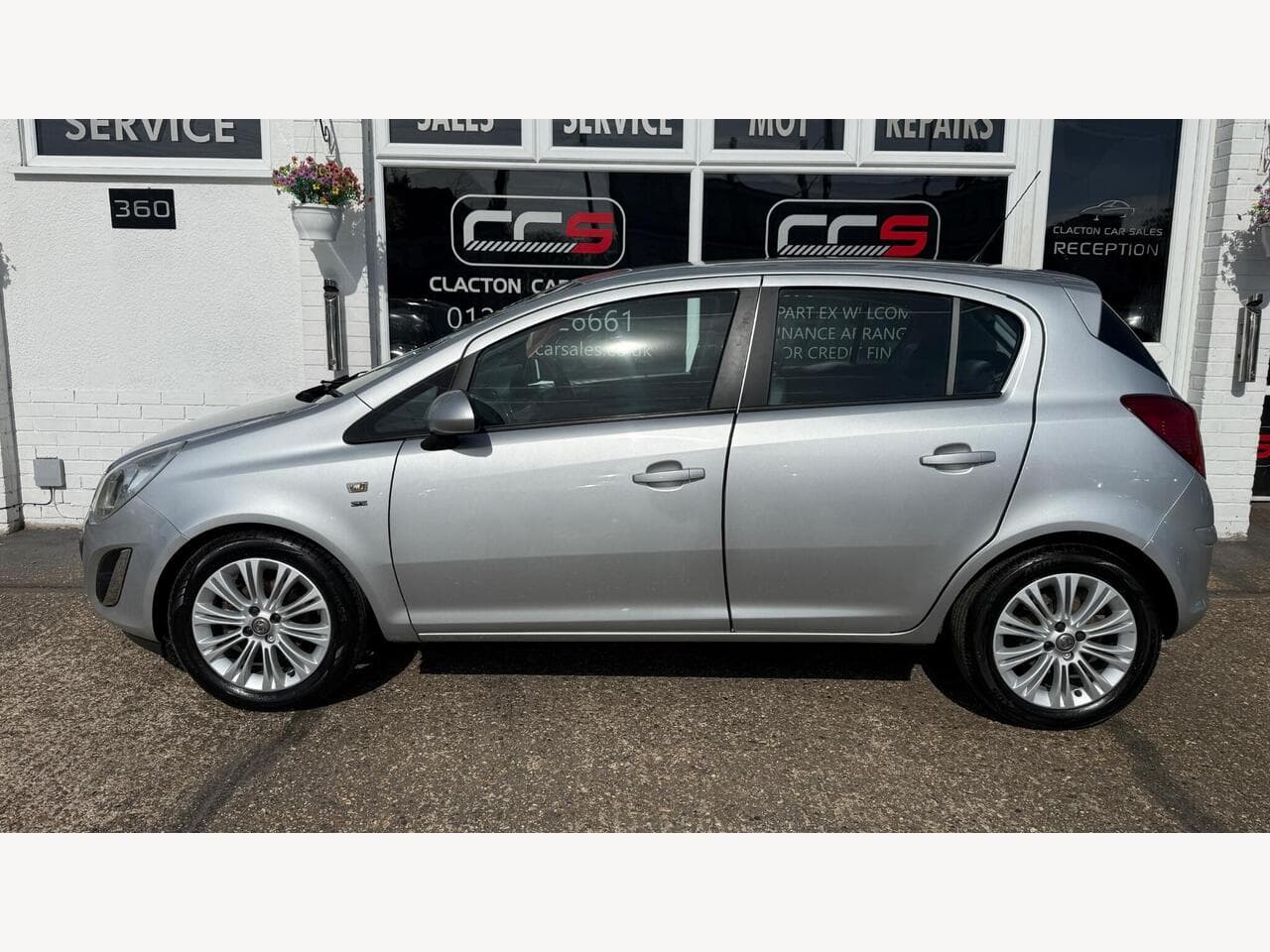 Vauxhall Corsa thumbnail 4