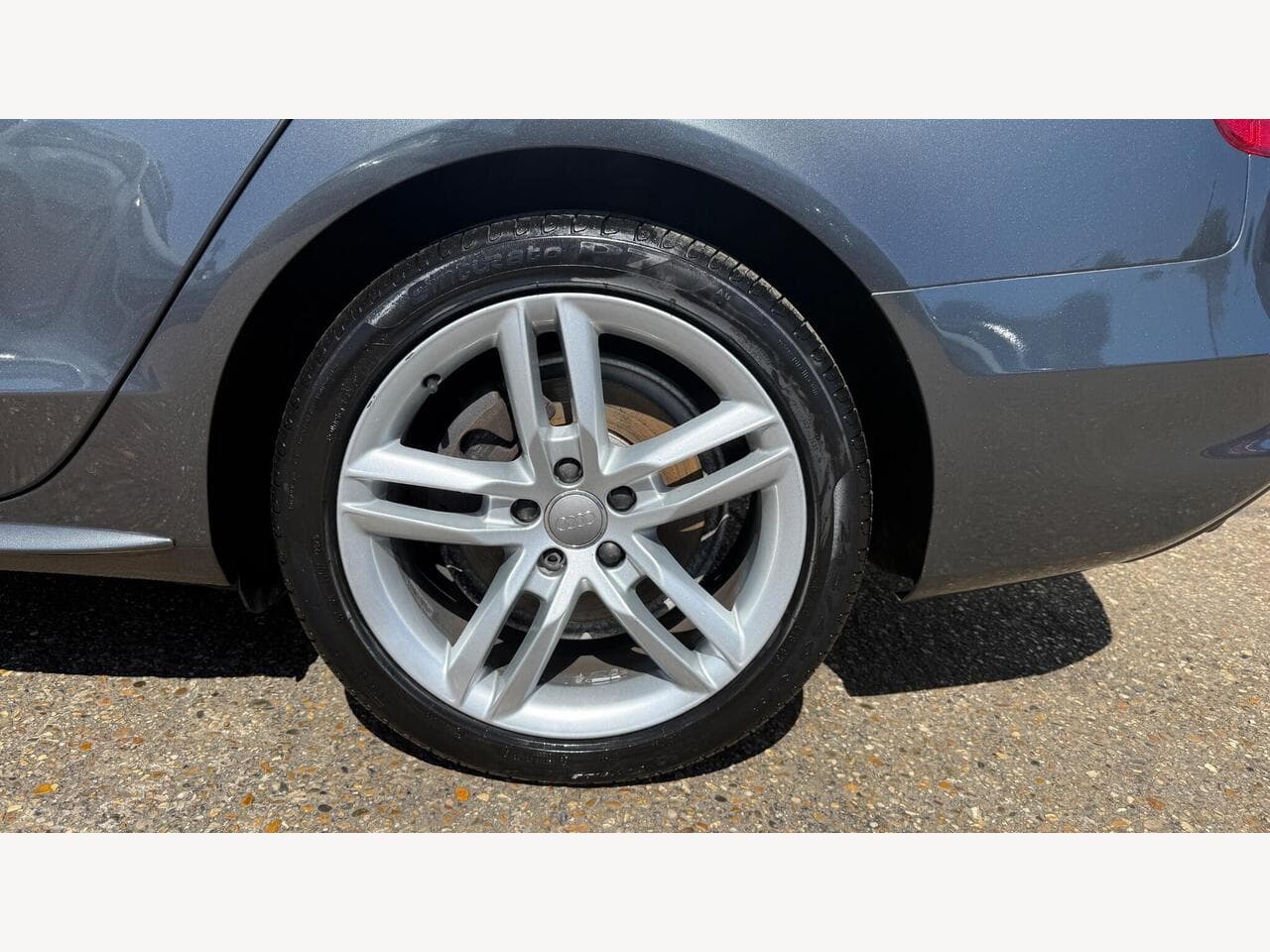 Audi A4 Avant thumbnail 20