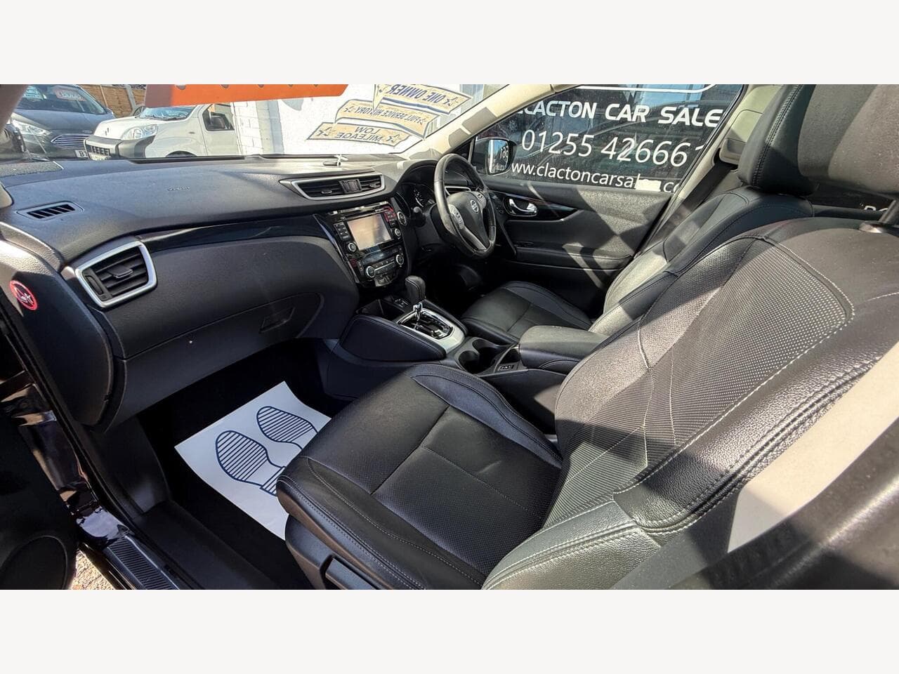 Nissan Qashqai thumbnail 16
