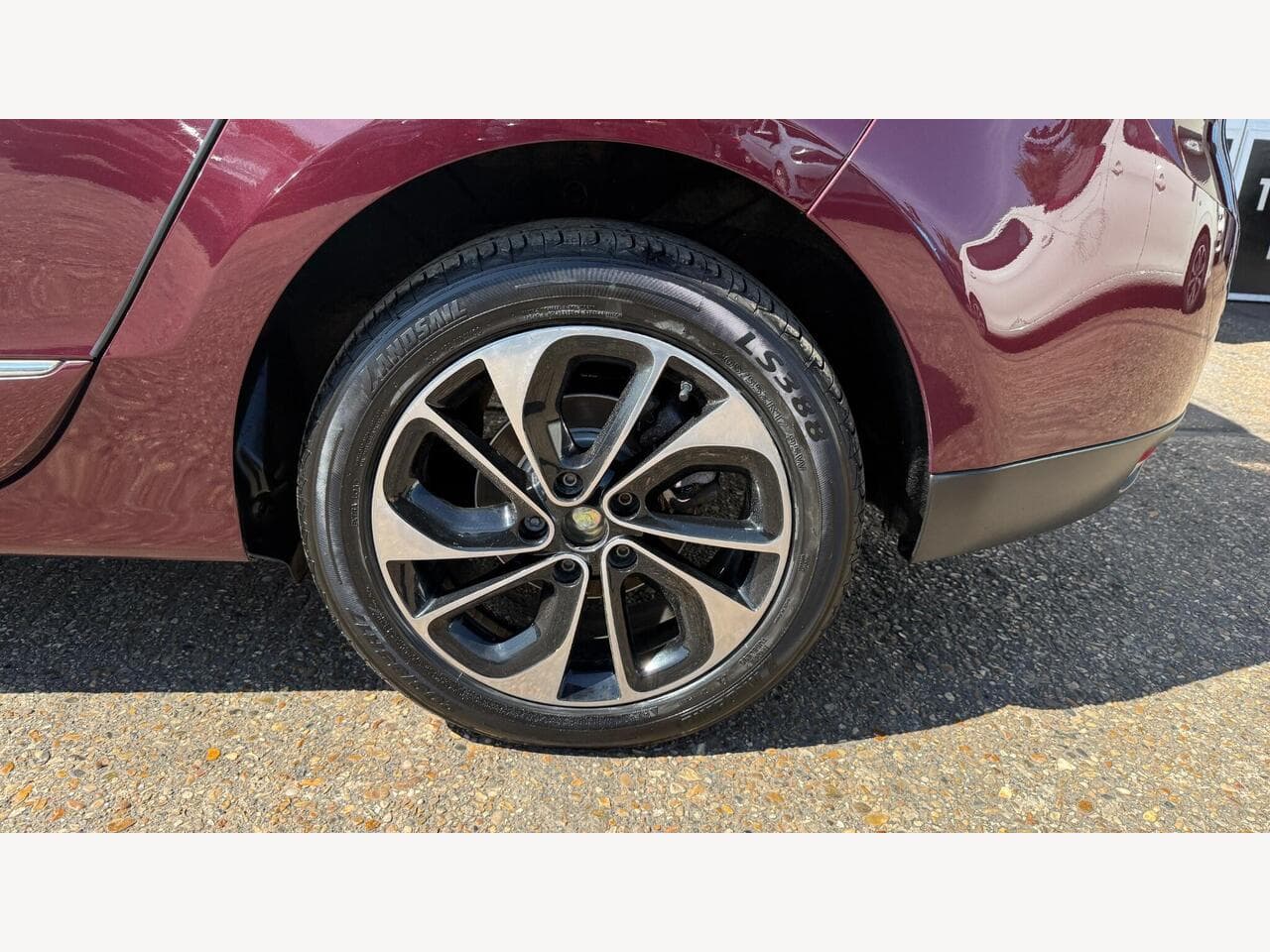 Renault Grand Scenic thumbnail 16