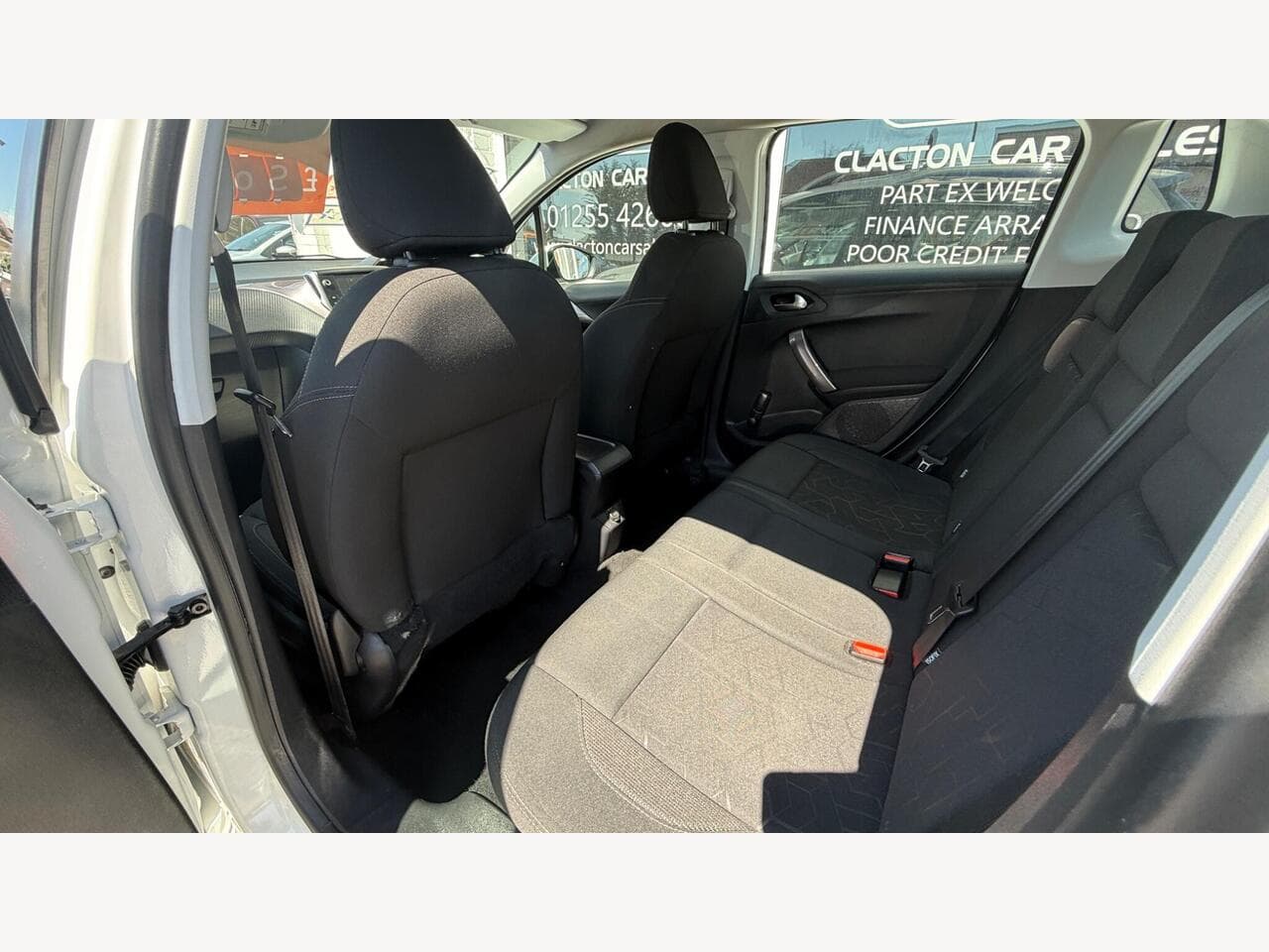 Peugeot 2008 thumbnail 18