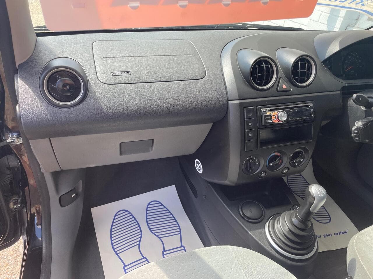 Ford Fiesta thumbnail 15