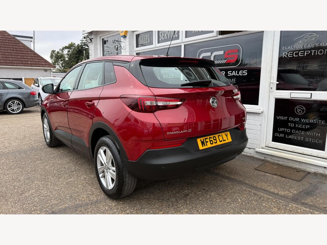 Vauxhall Grandland X thumbnail 5