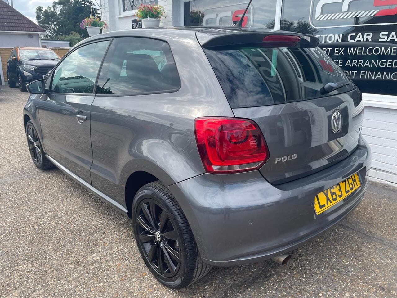 Volkswagen Polo thumbnail 5