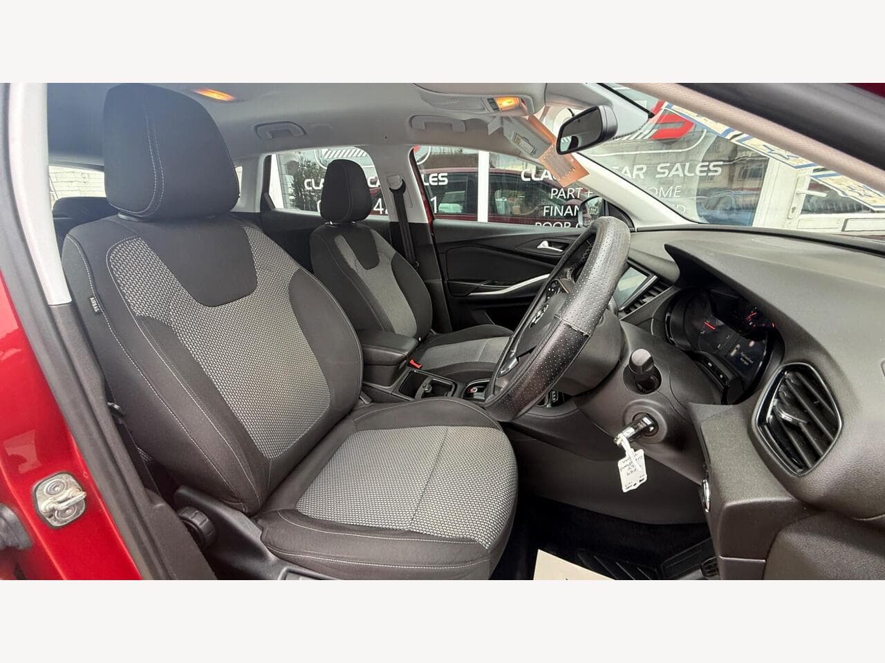Vauxhall Grandland X thumbnail 10