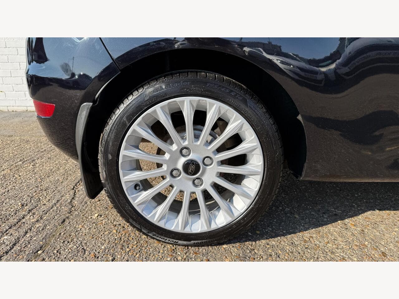 Ford Fiesta thumbnail 19