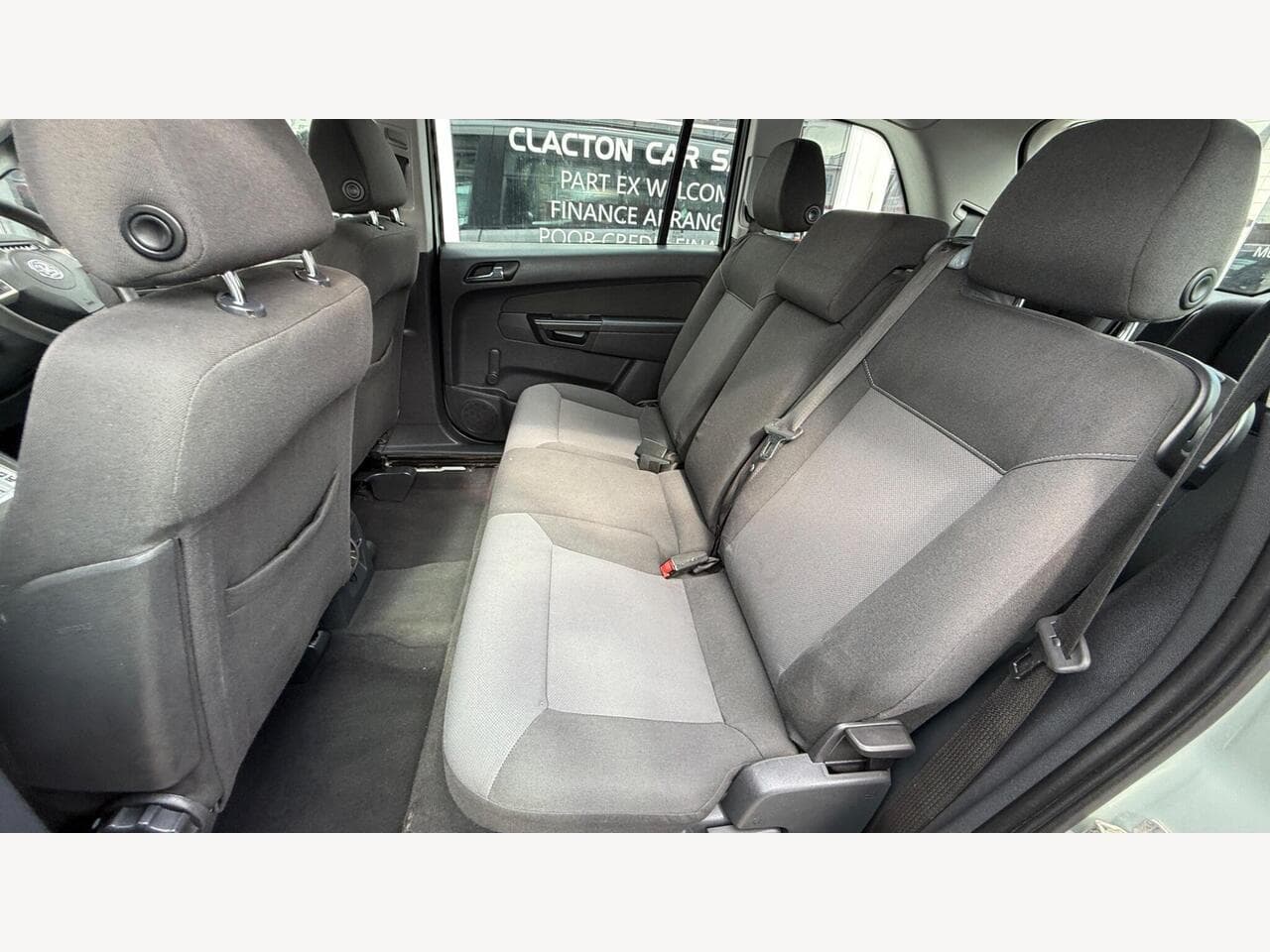 Vauxhall Zafira thumbnail 18