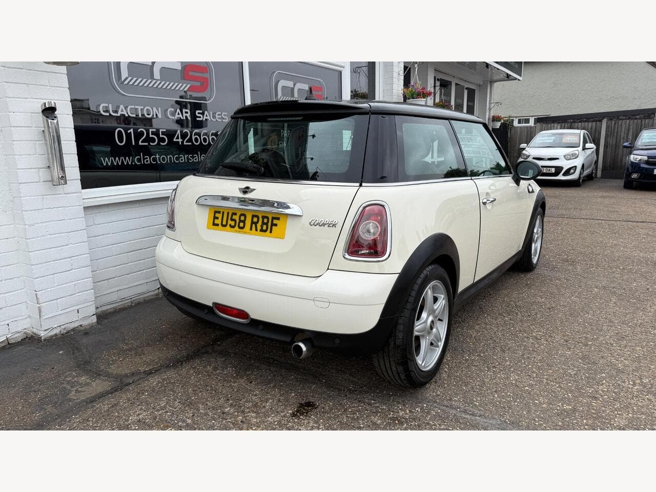 MINI Hatch thumbnail 7
