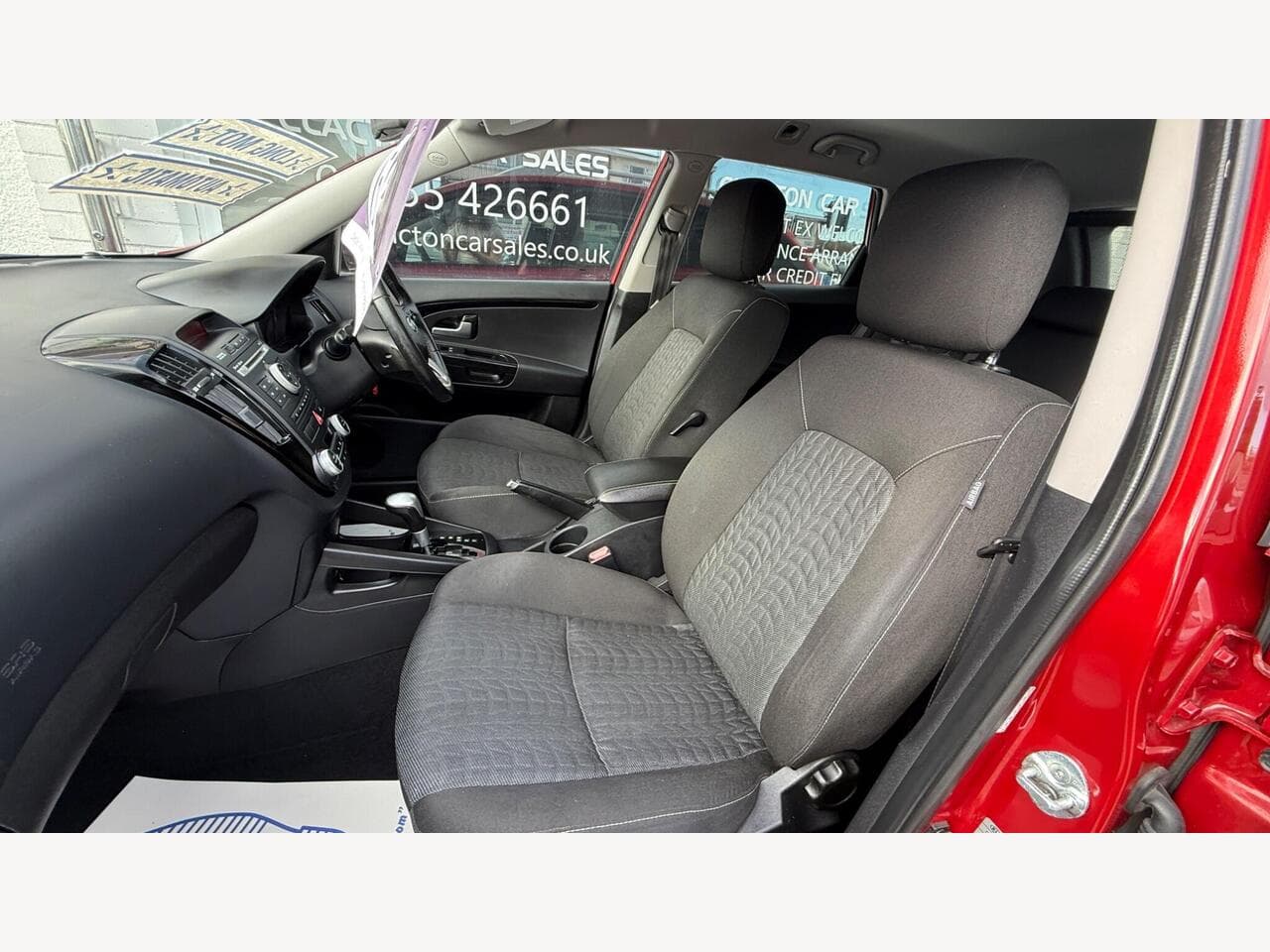 Kia Ceed thumbnail 15