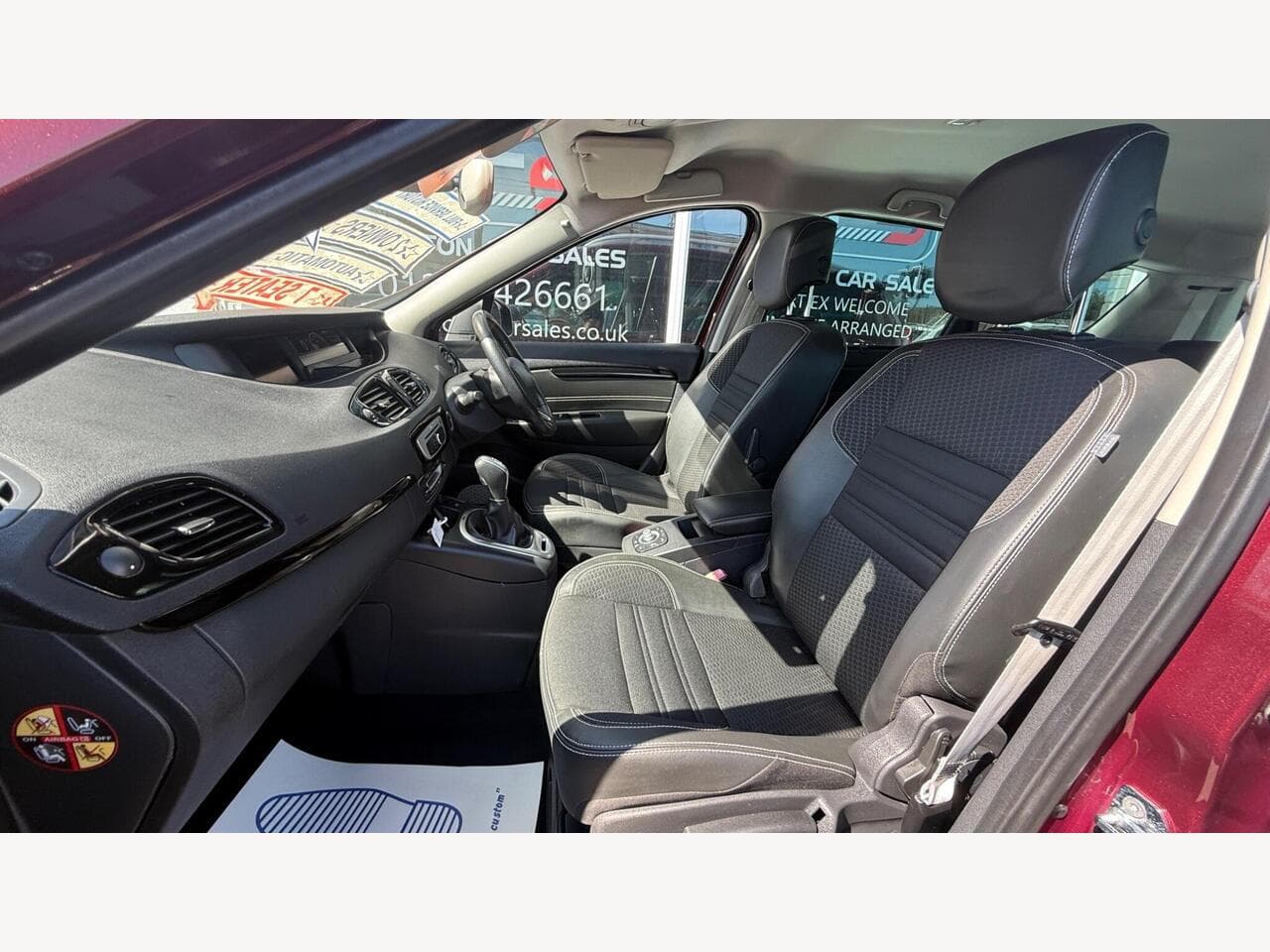 Renault Grand Scenic thumbnail 17