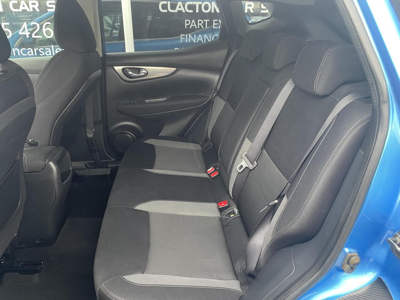 Nissan Qashqai thumbnail 15