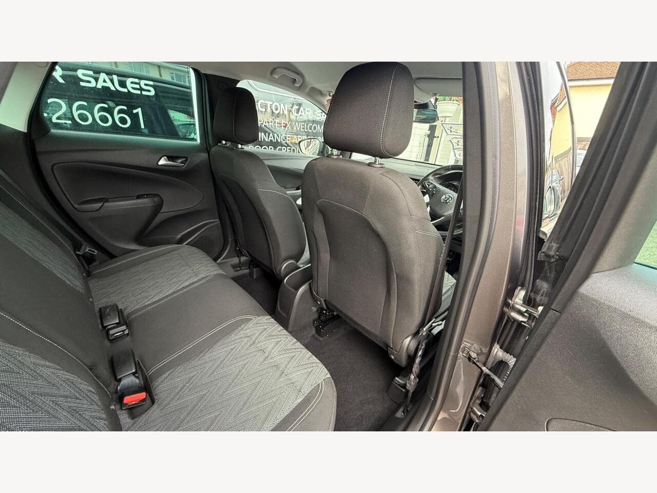 Vauxhall Crossland X thumbnail 11