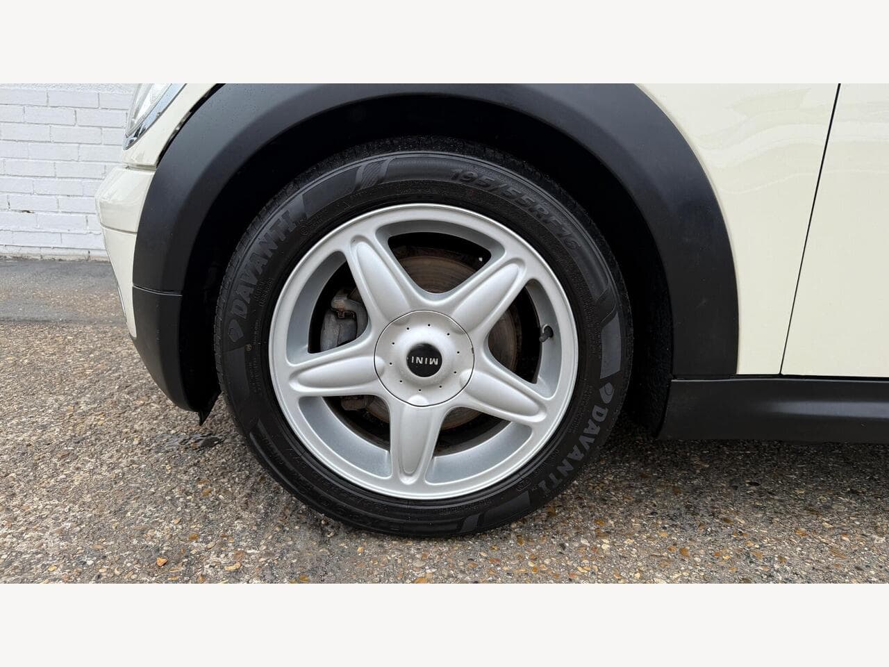 MINI Hatch thumbnail 18