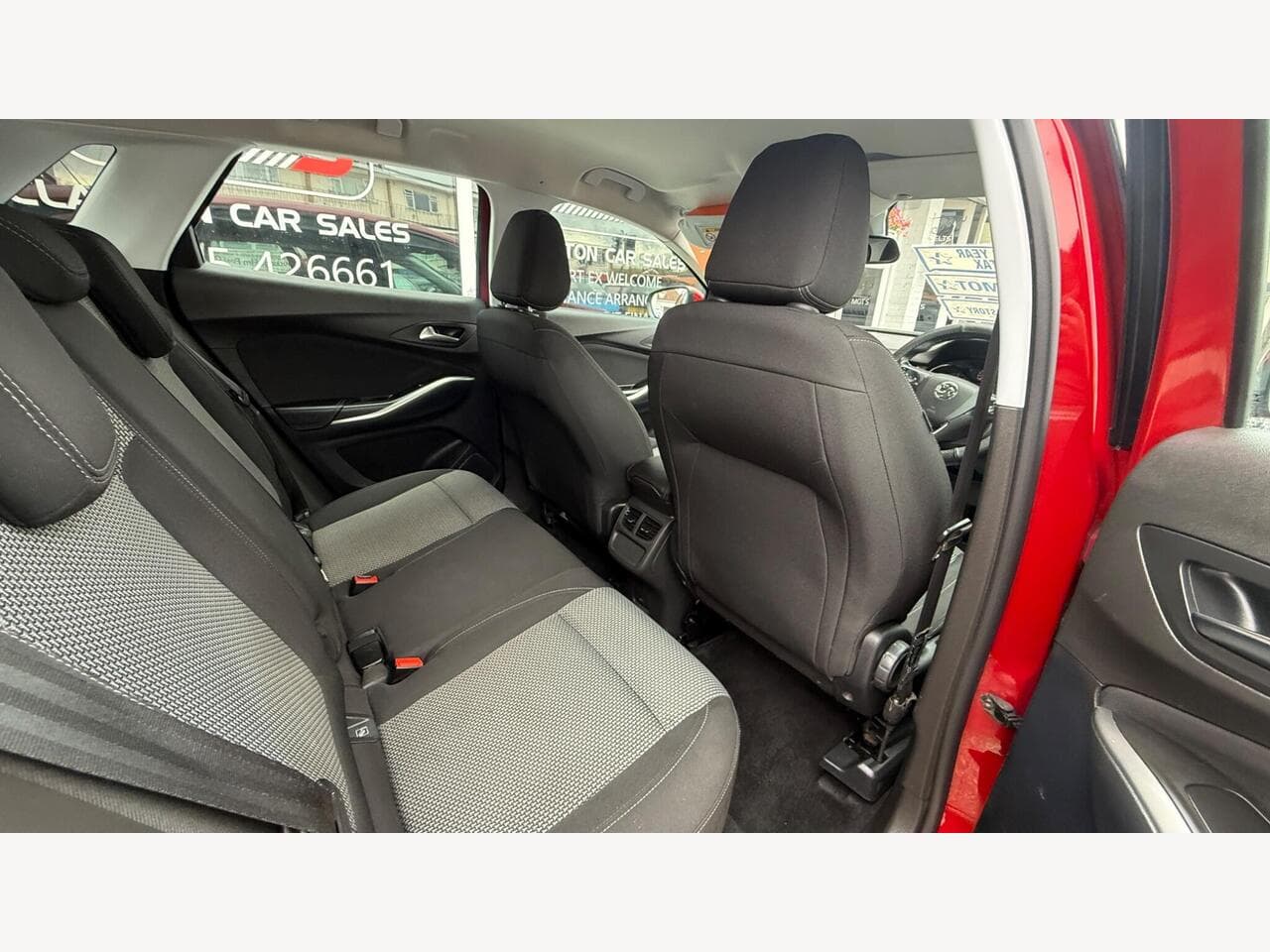 Vauxhall Grandland X thumbnail 11