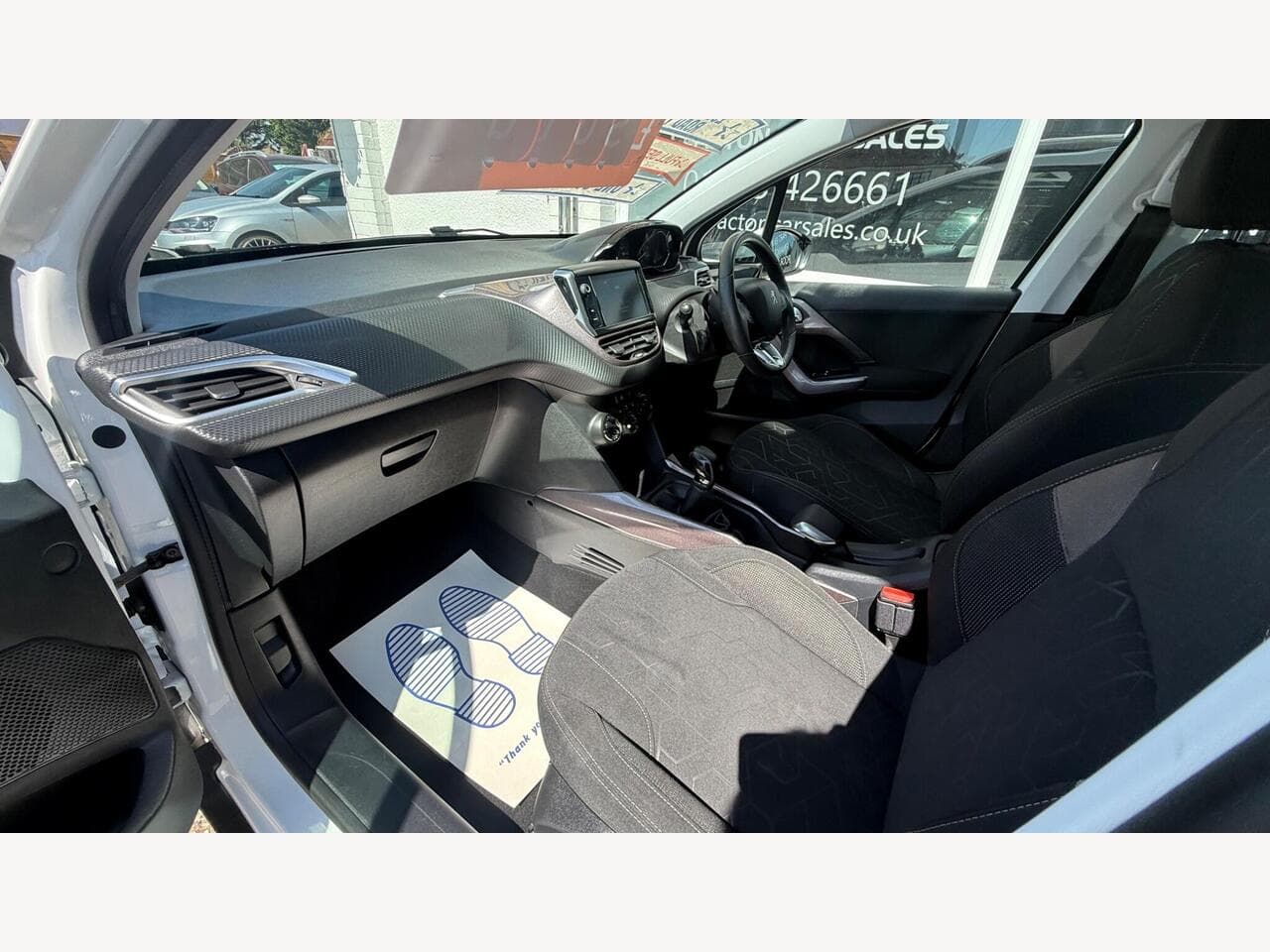 Peugeot 2008 thumbnail 16