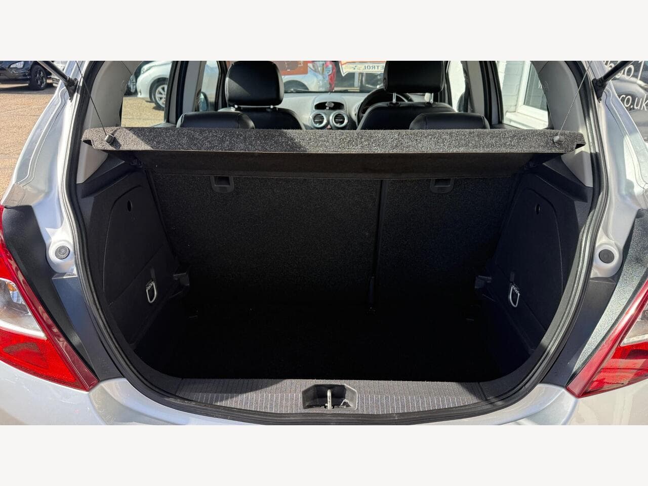 Vauxhall Corsa thumbnail 14
