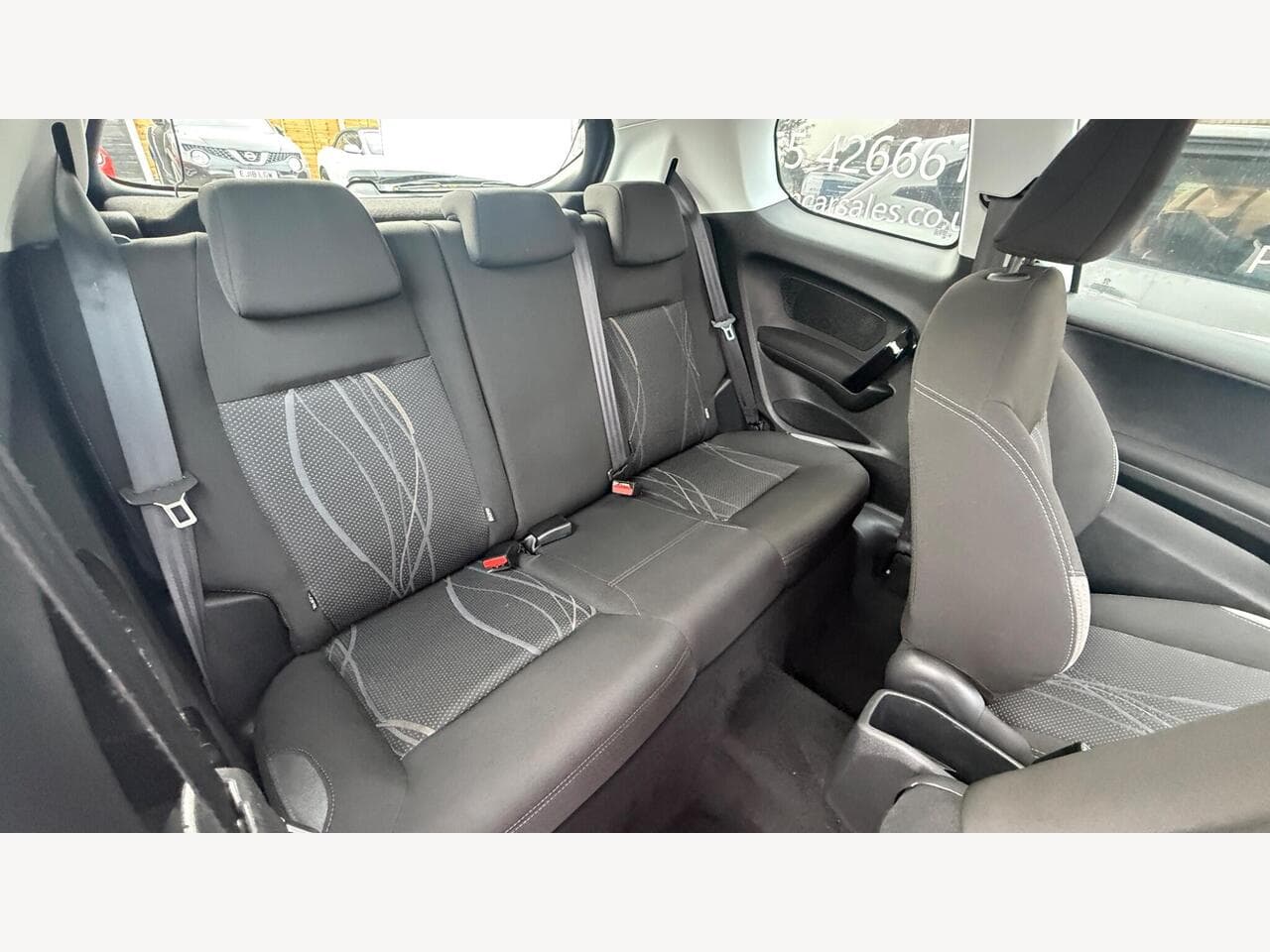 Peugeot 208 thumbnail 11