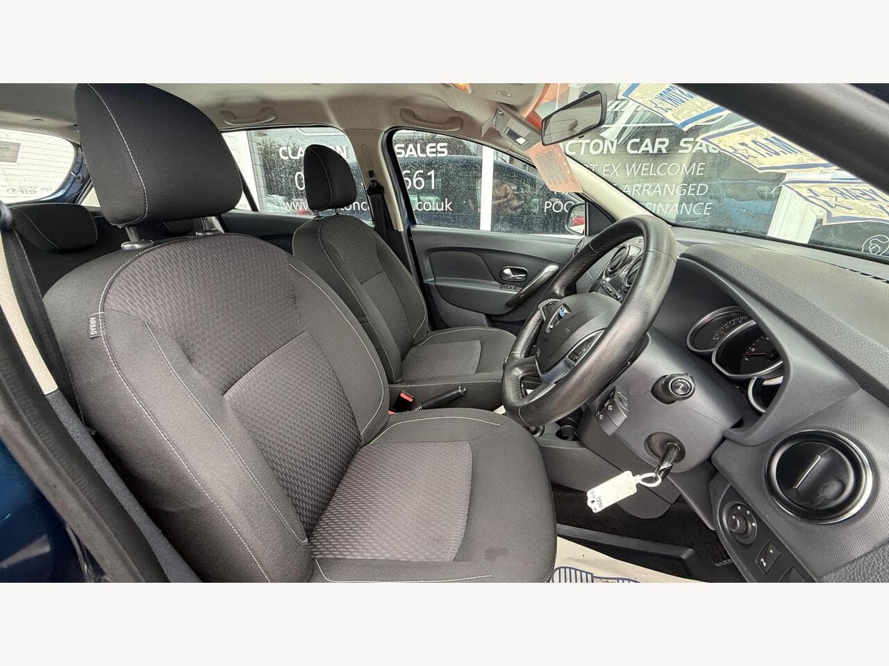 Dacia Sandero thumbnail 10
