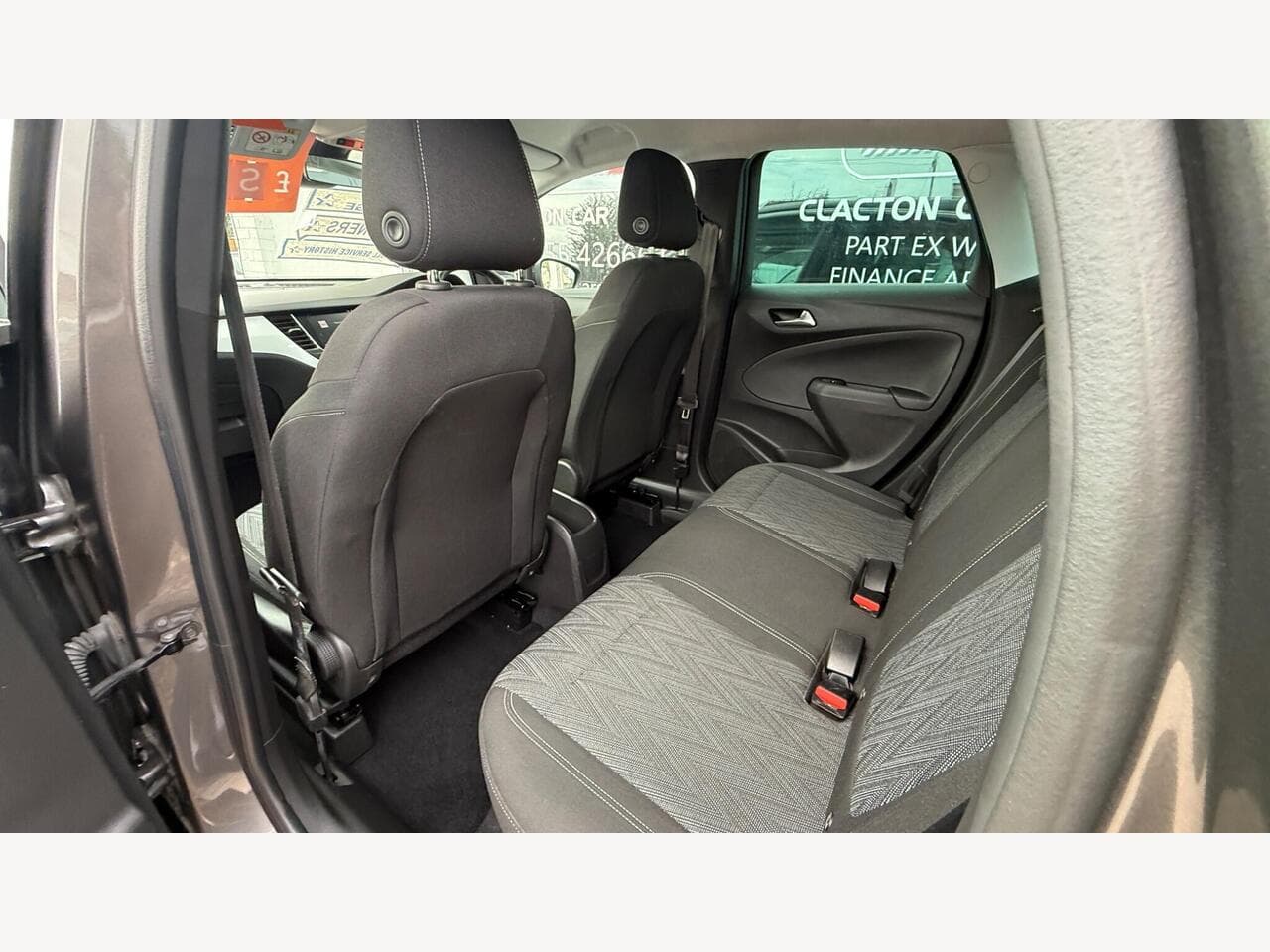 Vauxhall Crossland X thumbnail 18
