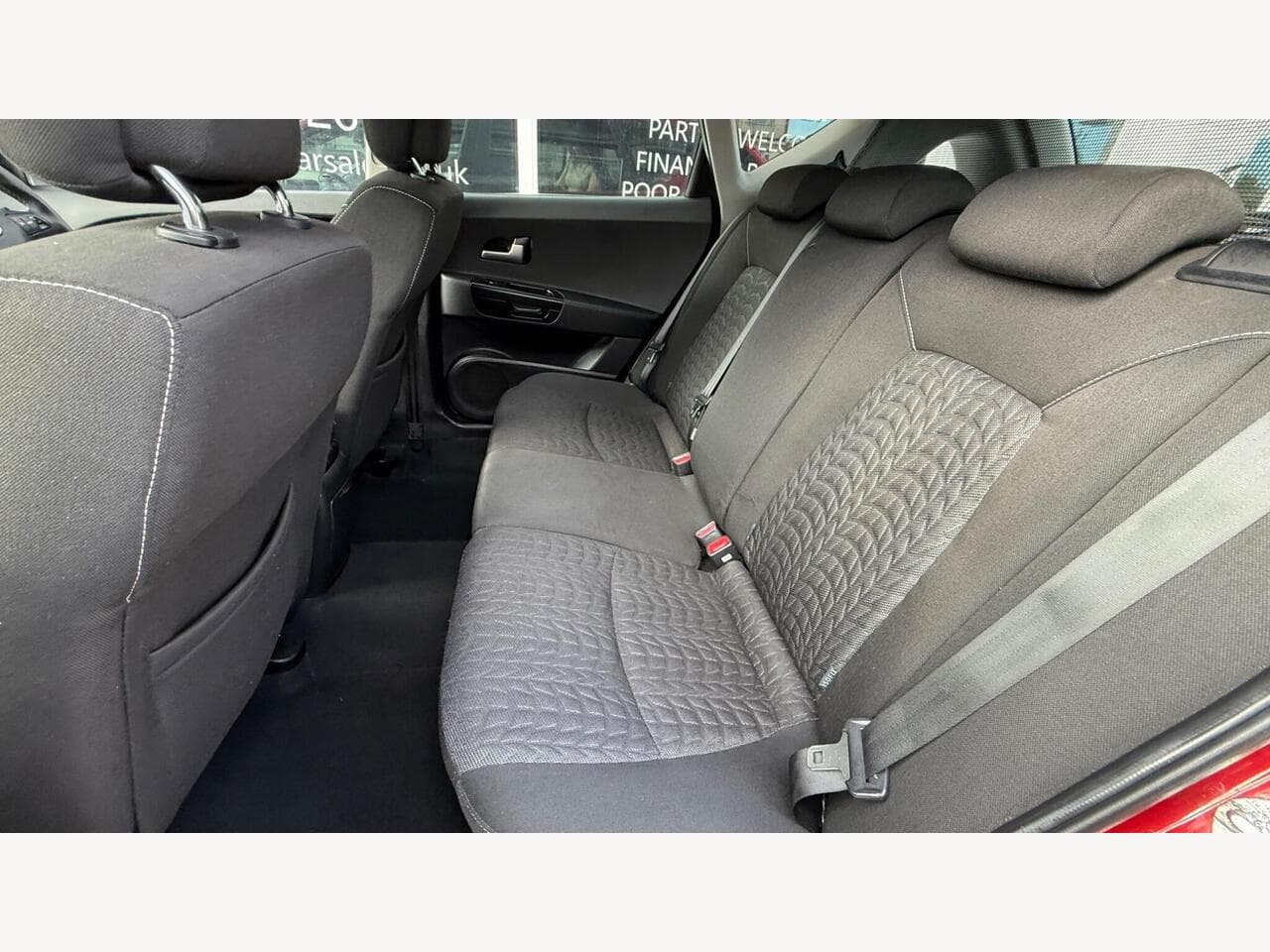 Kia Ceed thumbnail 17