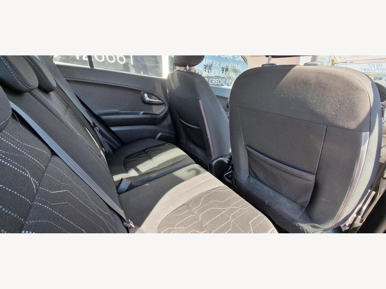 Kia Picanto thumbnail 11