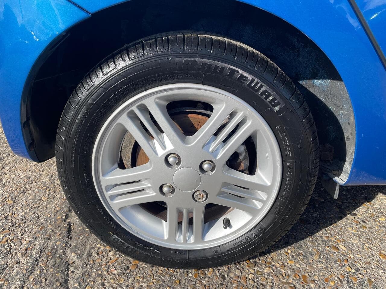 Hyundai i10 thumbnail 17