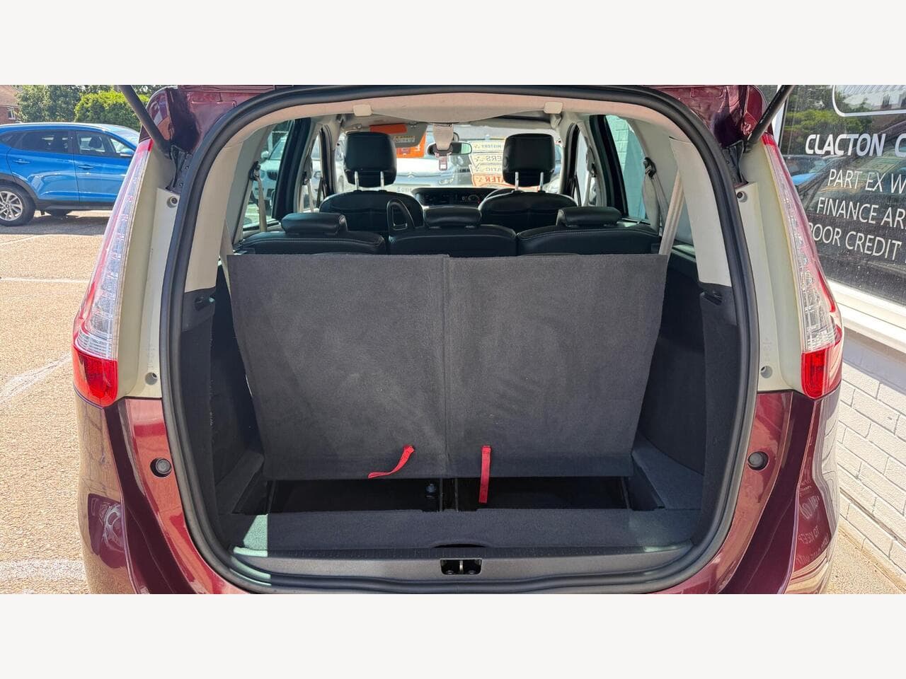 Renault Grand Scenic thumbnail 14