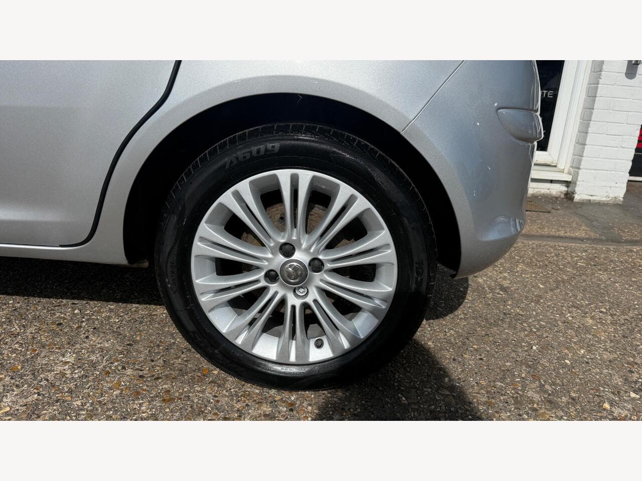 Vauxhall Corsa thumbnail 19