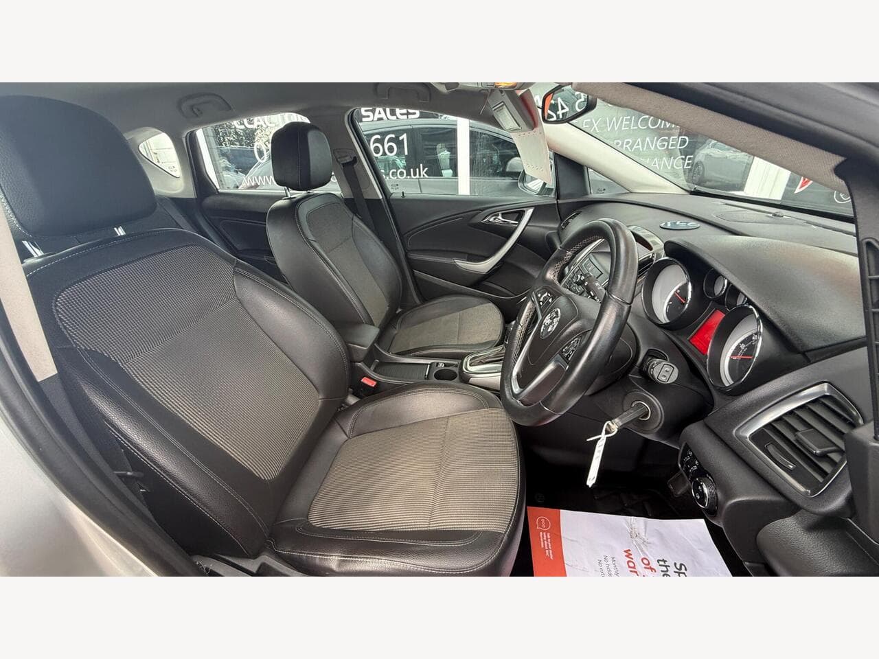Vauxhall Astra thumbnail 10