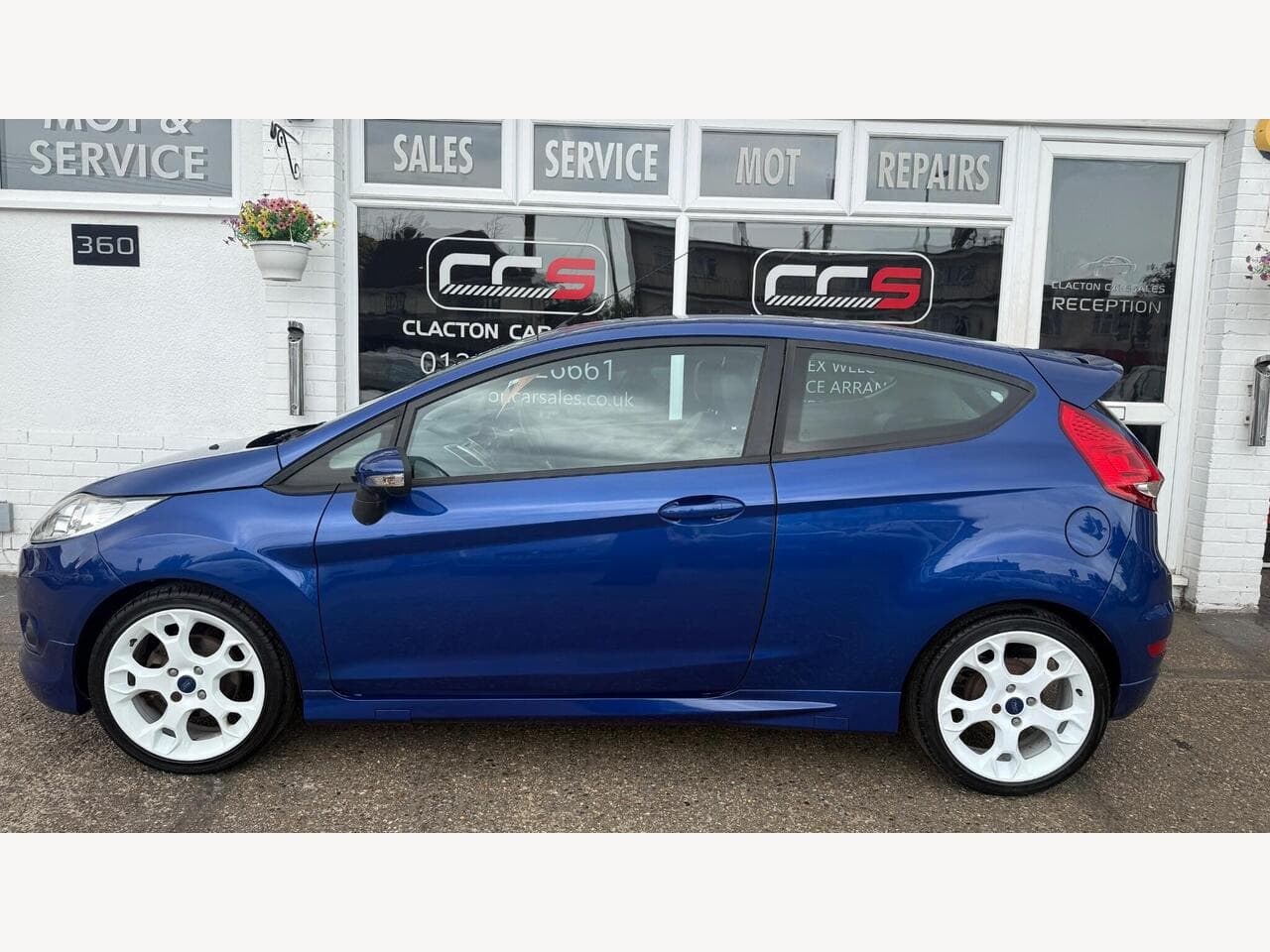 Ford Fiesta thumbnail 4